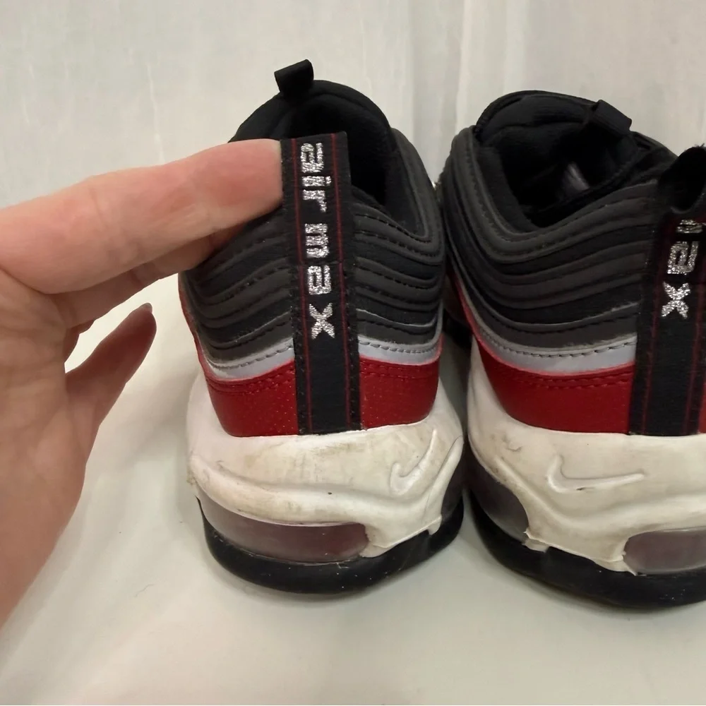 NIKE Air Max 97 SE GS 'Black Varsity Red' - Picture 6 of 13